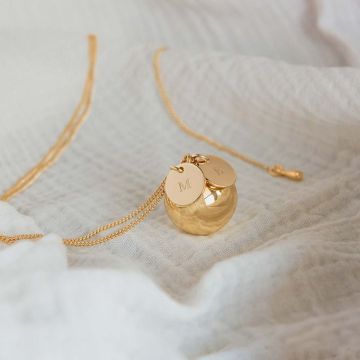 Bola de grossesse or jaune Aismée, avec 2 médailles à personnaliser, Mona