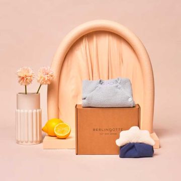 Coffret Naissance Berlingotte, Pull Bébé tricoté et Doudou brodé, bleu