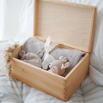 Coffret cadeau bébé en laine merinos, couverture à pesonnaliser, Maylily
