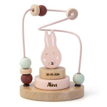 Labyrinthe à perles Trixie Baby, lapin rose, petit cadeau à personnaliser avec prénom et date